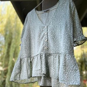 Wishlist Button-Down Cropped Blouse